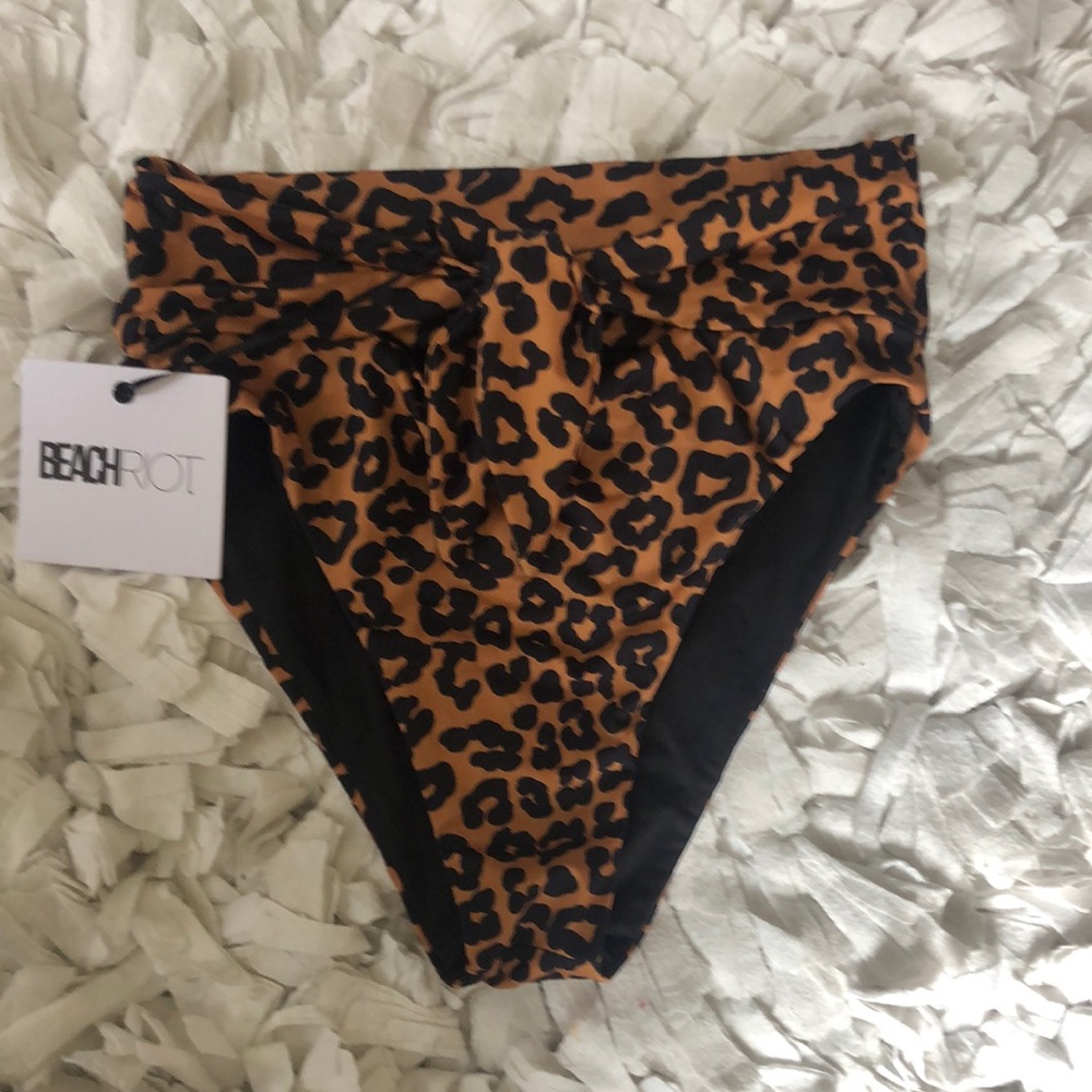 Beach Riot Emma Bikini Bottom - Picture 3 of 5